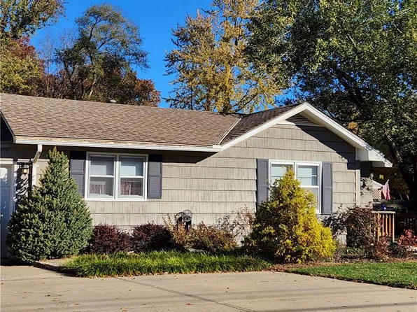 7400 W 64th St, Overland Park, KS 66202