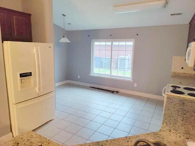 Large Eat In Kitchen