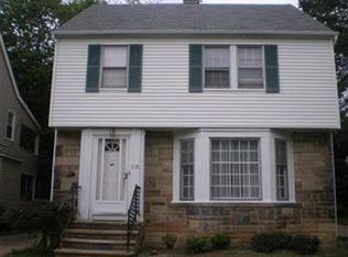 1135 Pennfield Rd, Cleveland Heights, OH 44121