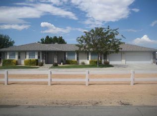 21400 Zuni Rd, Apple Valley, CA 92307