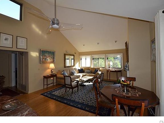 2nd image of 69 Rowayton Woods Dr