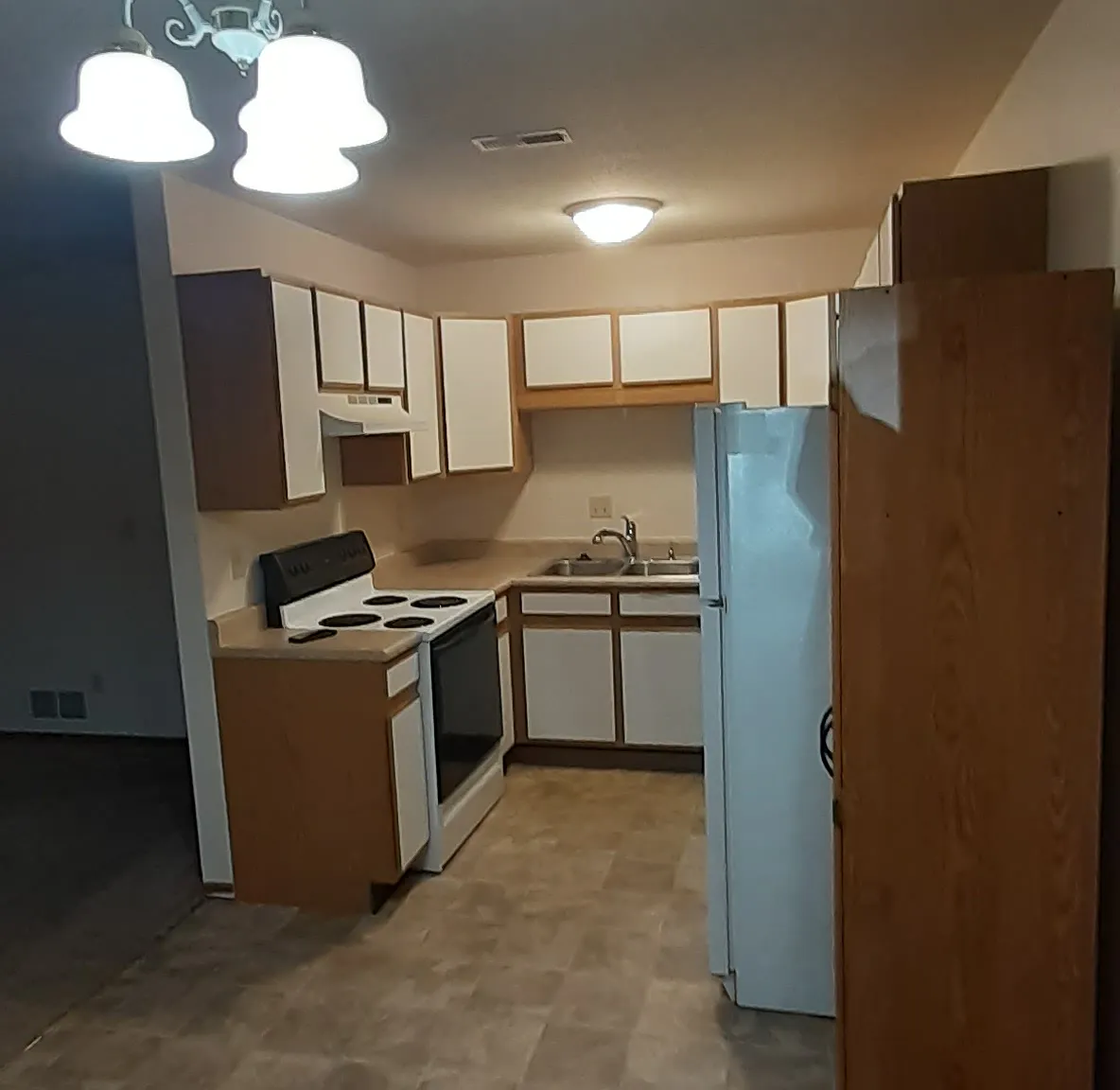 2 bed, 840 sqft, $800 — Photo 2