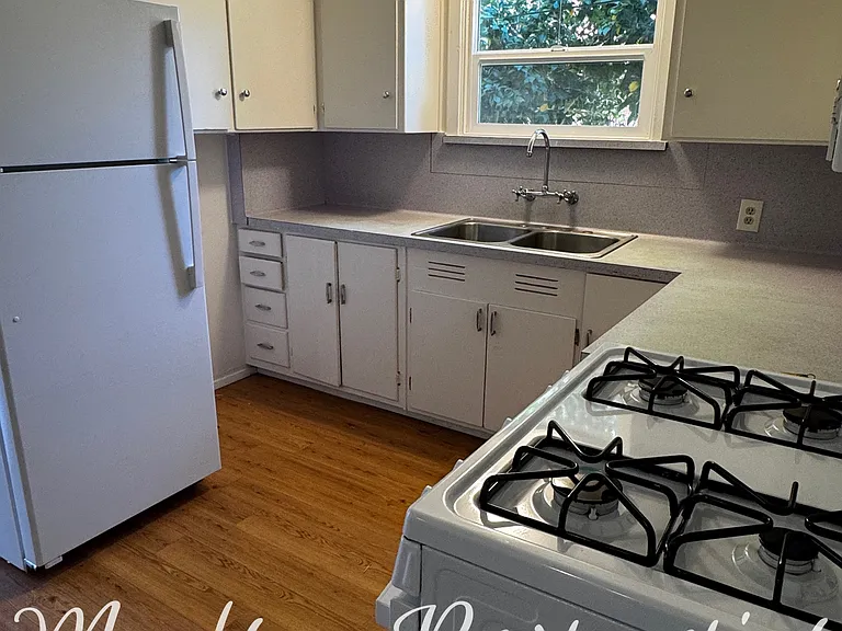 3156 Burdick Rd — Photo 9
