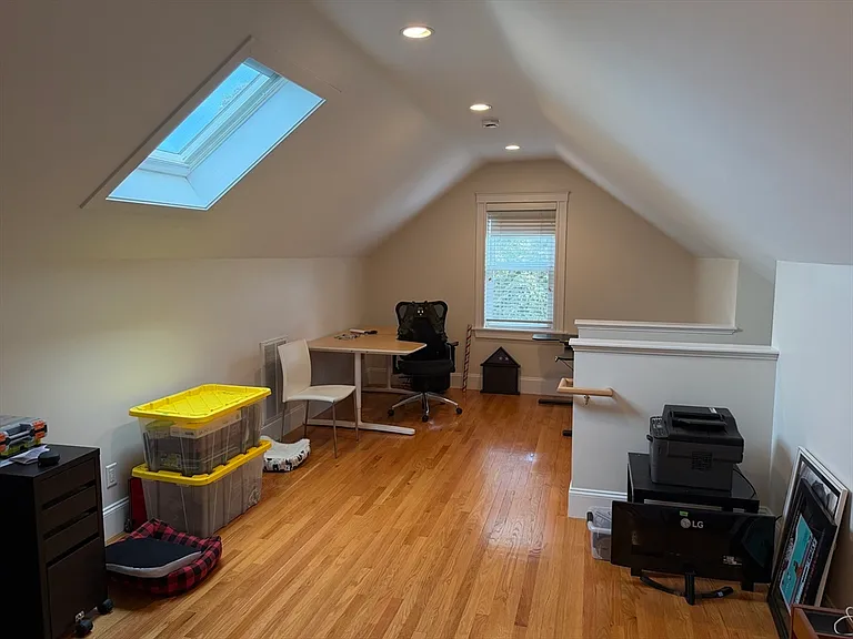 32-34 Chestnut St #32 — Photo 13