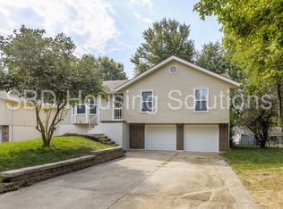 2412 SW South Ave, Blue Springs, MO 64015