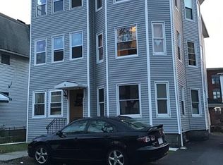 6 Ives St, Worcester, MA 01603