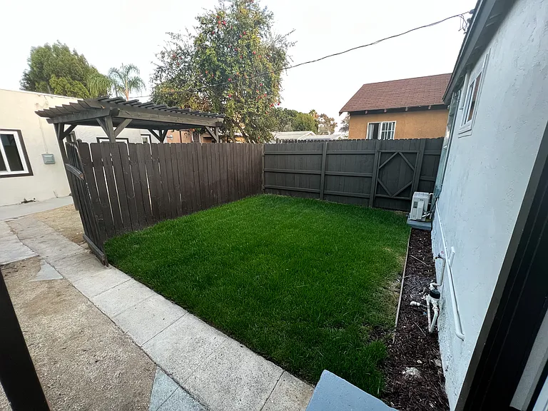 3572 Nile St — Photo 30