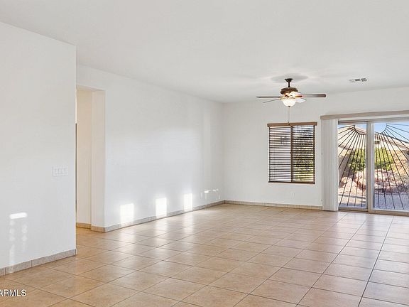 4th image of 26082 W PIUTE Avenue