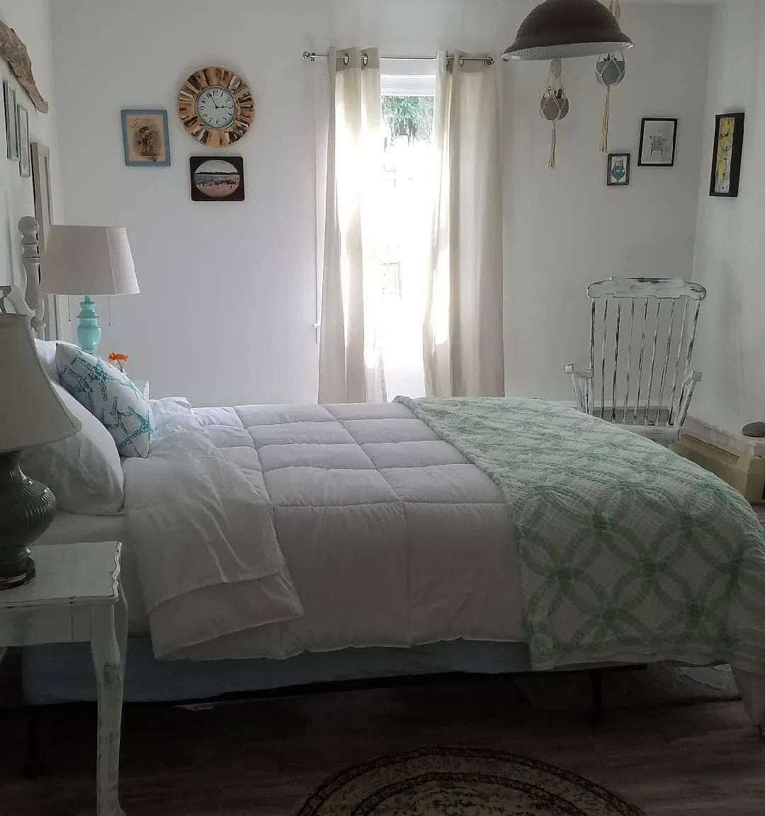2 bed, 1250 sqft, $2,400 — Photo 2
