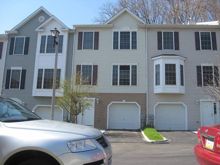 1st image of 100 Parker Ave Unit 20