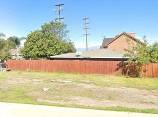 111 School St #18-P, Corona, CA 92882