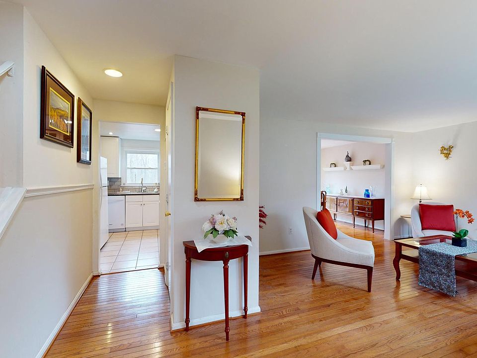 1513 Hiddenbrook Dr, Herndon, VA 20170 Zillow