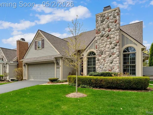 2256 Sudbury Way, Bloomfield Hills, MI 48304