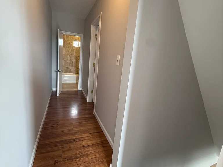 3264 Emery St — Photo 8