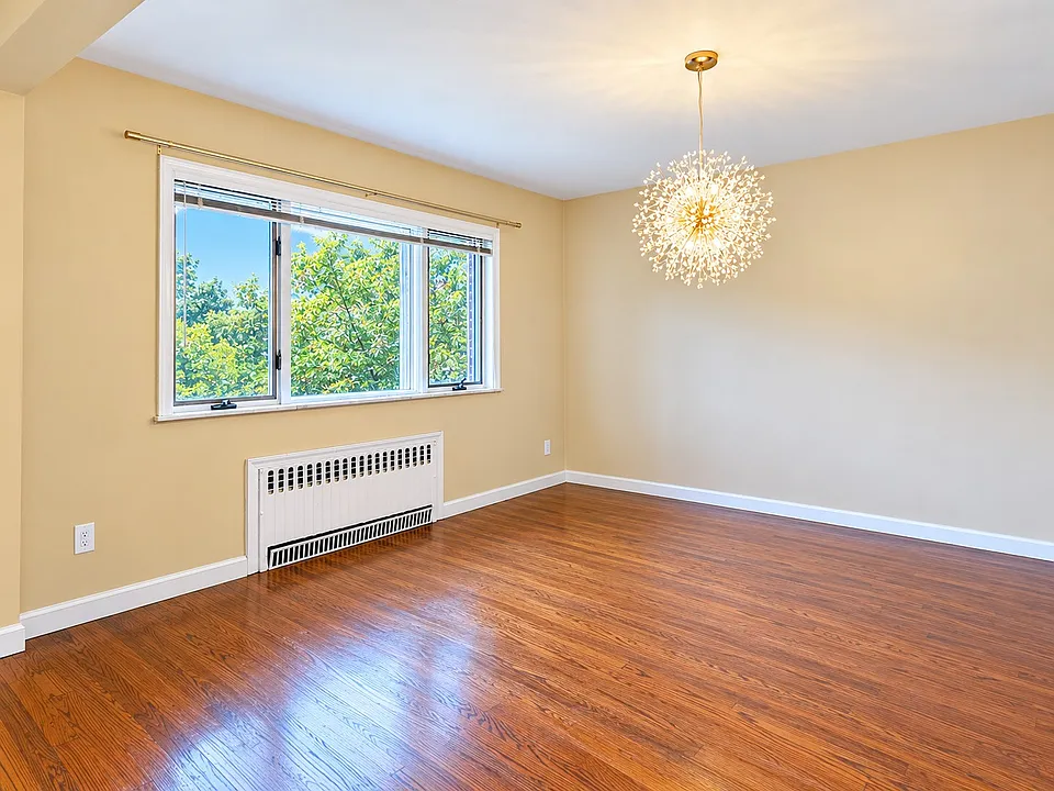 343 Tremont Ave #2