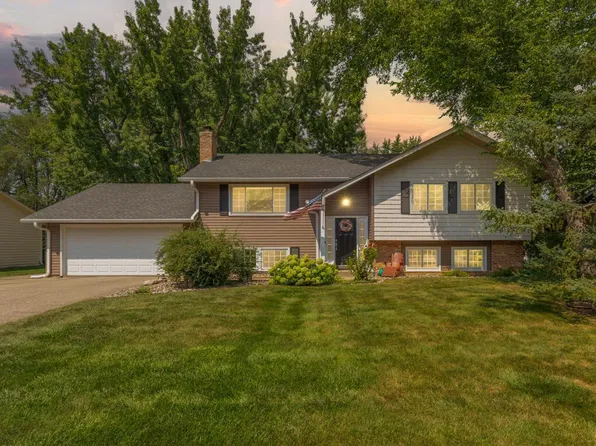 2000 E 115th St, Burnsville, MN 55337