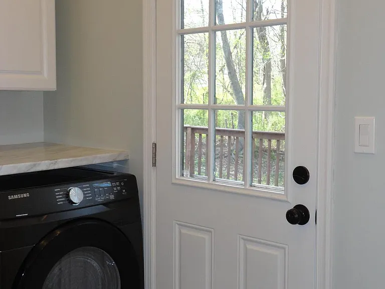 814 Rustic Ln — Photo 34