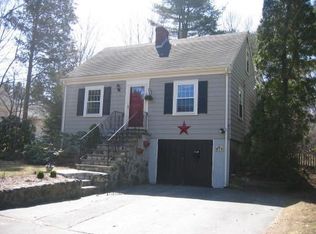 232 Van Norden Rd, Reading, MA 01867