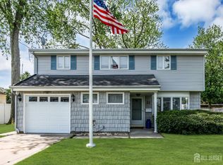 23 Albert Dr, Old Bridge, NJ 08857