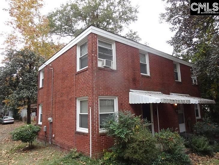 2nd image of 3426 Moss St