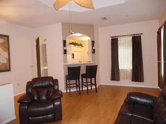 Convenient Breakfast bar in the Great Room