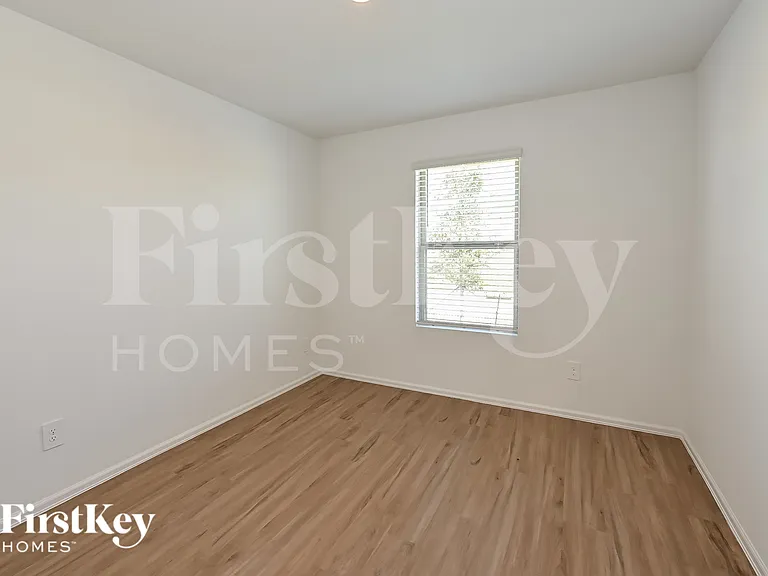 24215 Becker Hollow Ln — Photo 9