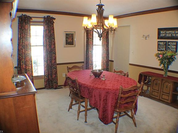 5th image of 31103 Jonathan Ln
