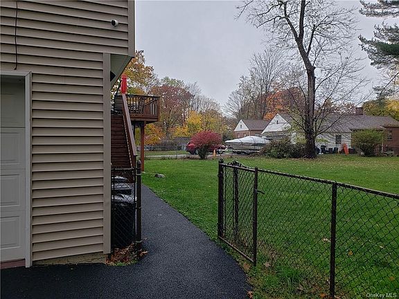 3rd image of 40 Euclid Ave #42