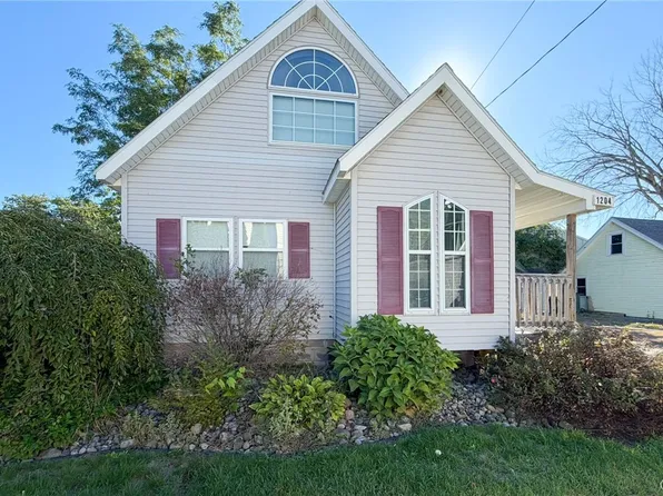 1204 Park Ave, Sylvan Beach, NY 13157