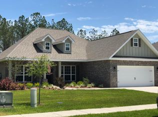 152 Secret St, Freeport, FL 32439