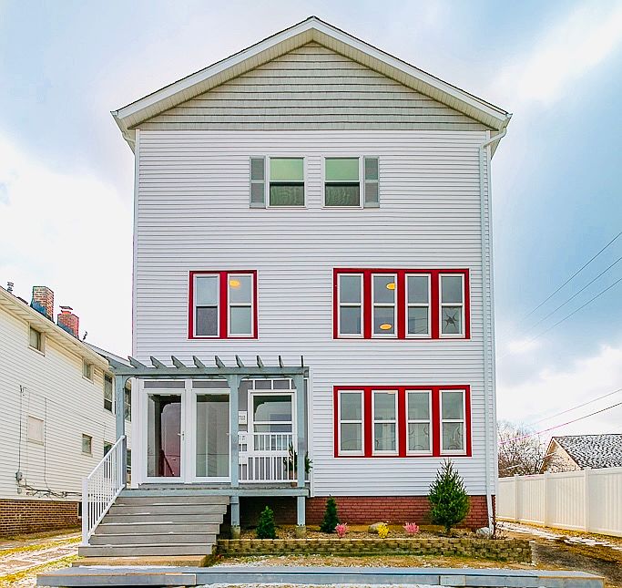 1st image of 17011 Albers Ave #1