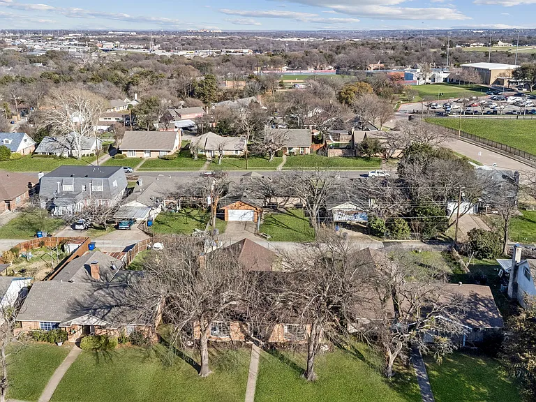 3716 Ovid Ave — Photo 27