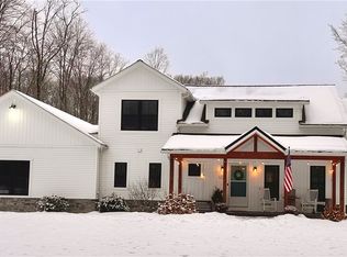 800 Crackel Rd, Aurora, OH 44202