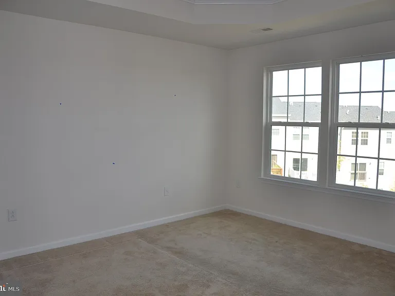 905 Susan Cir — Photo 26