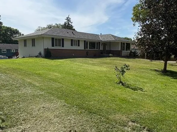 13881 90th Ave N, Maple Grove, MN 55369