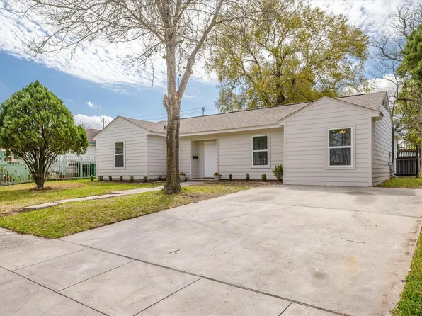7310 Arnim St, Houston, TX 77087
