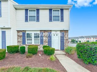 230 Water Oak Dr #230, Pineville, NC 28134