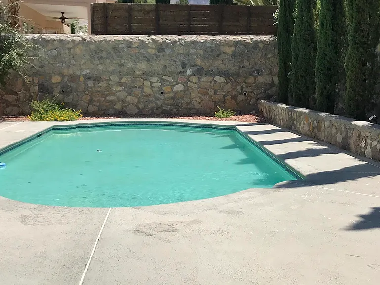 6516 Royal Ridge Dr — Photo 16