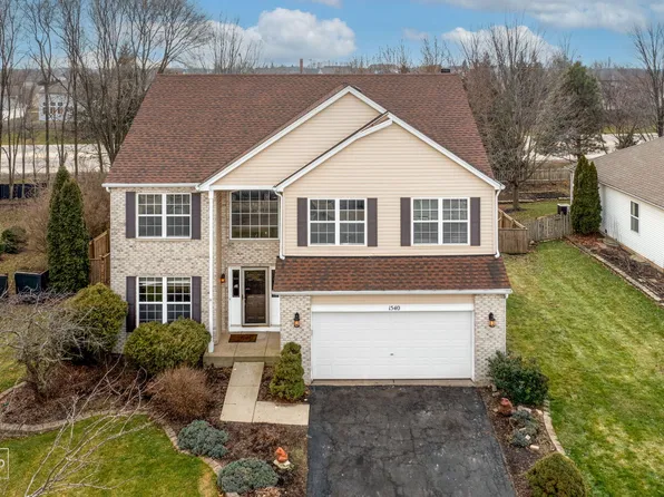 1540 W Mooseheart Rd, North Aurora, IL 60542