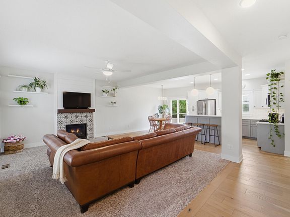 4th image of 3614 Coy St