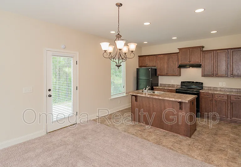 4560 Barretts Trace Blvd — Photo 10