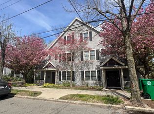 102 Dalby St #102, Newton, MA 02458