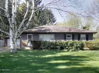 12741 Perry Rd, Battle Creek, MI 49015