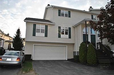 1st image of 5140 Club House Dr