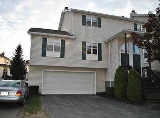 5140 Club House Dr, Erie, PA 16509