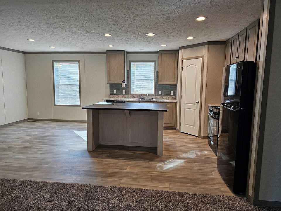 4261 Grange Hall Rd Holly, MI Zillow