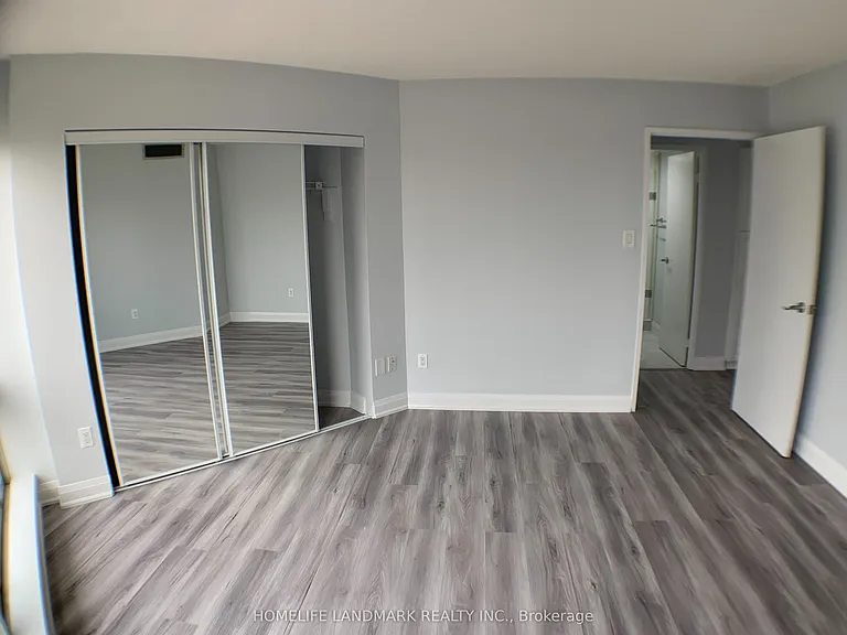 1001 Bay St #3303 — Photo 18