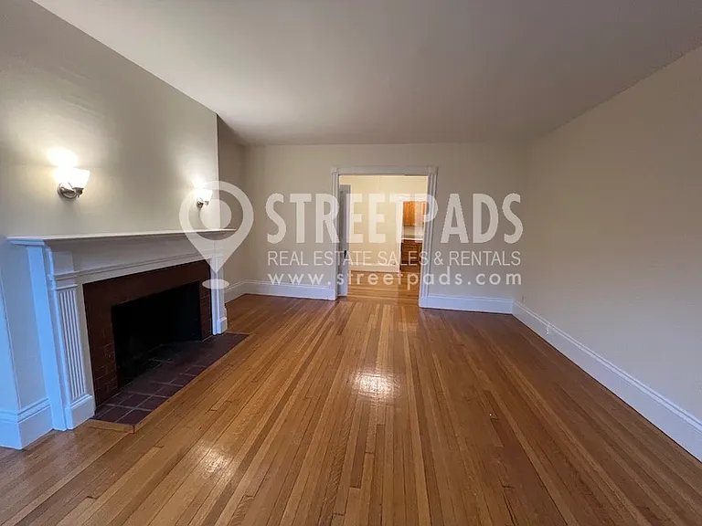 504 Beacon St #21 — Photo 20