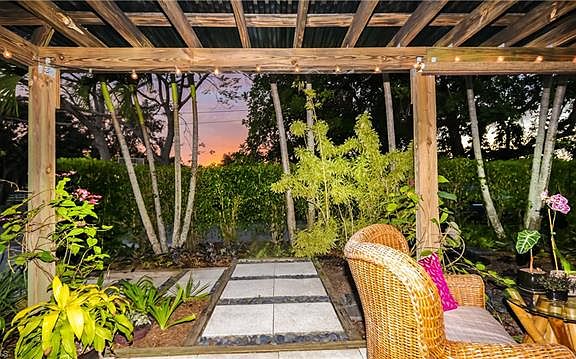 3rd image of 27221 Sun Aqua Ln