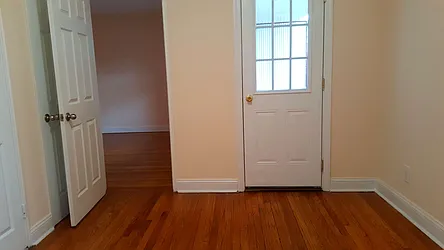 Rented by Realty Queens LLC